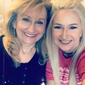 Meet your Posher, Debra